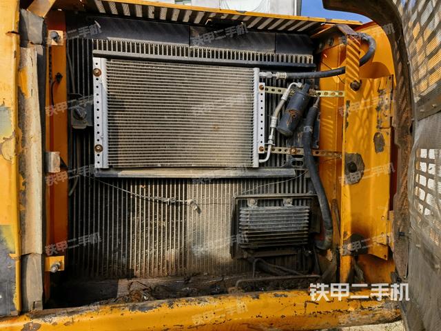 散熱器正面（大件艙室）