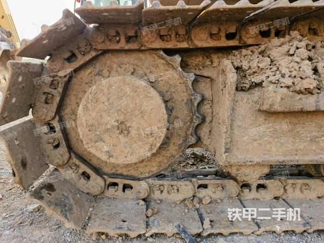 右驅(qū)動(dòng)輪(行走機(jī)構(gòu)) 右驅(qū)動(dòng)輪(行走機(jī)構(gòu))