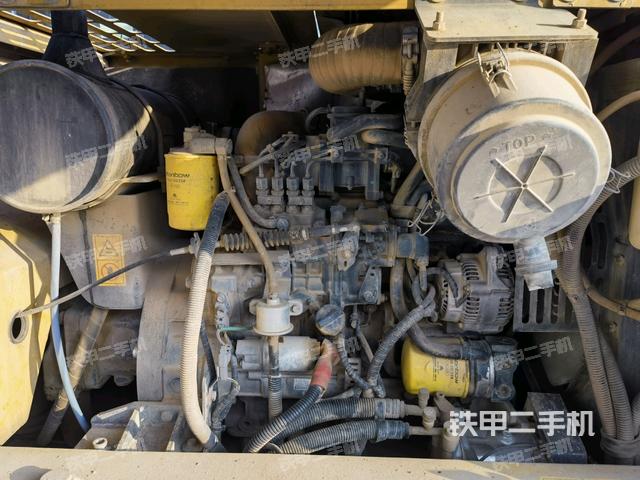 發(fā)動(dòng)機(jī)室(上車部件) 發(fā)動(dòng)機(jī)室(上車部件)