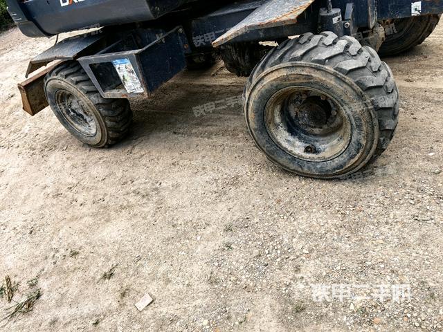 右側(cè)履帶整體?（行走機構(gòu)）