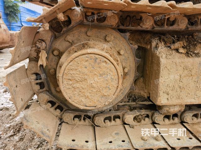 右驅(qū)動(dòng)輪(行走機(jī)構(gòu)) 右驅(qū)動(dòng)輪(行走機(jī)構(gòu))
