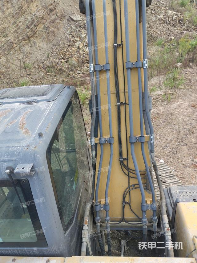 大臂根部?斜視（工作和回轉(zhuǎn)裝置）