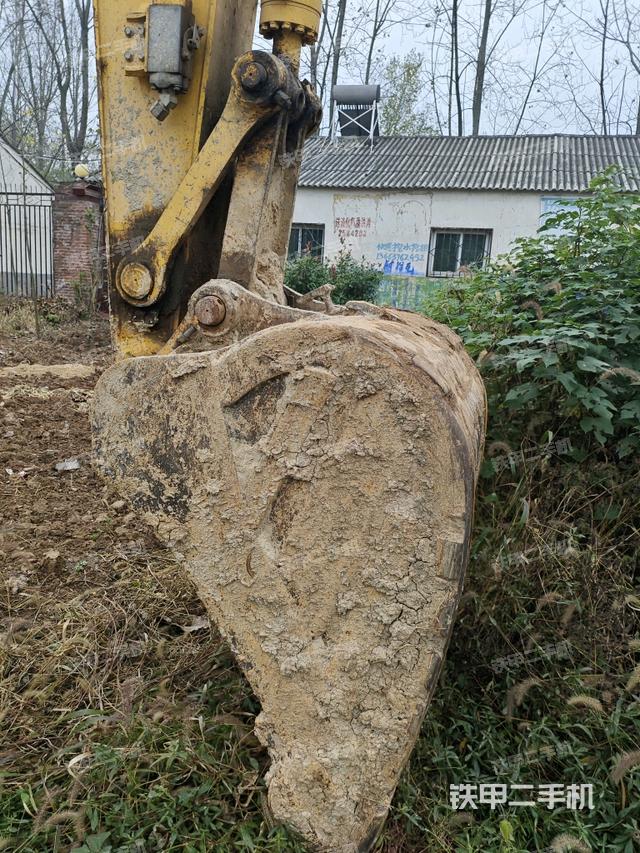 小臂整體左后（工作和回轉(zhuǎn)裝置）