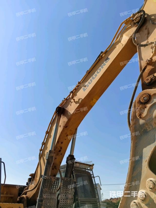 大臂整體?右側(cè)（工作和回轉(zhuǎn)裝置）