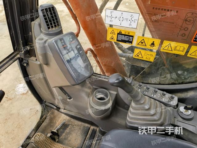 顯示屏?(駕駛室部分) 顯示屏?(駕駛室部分)