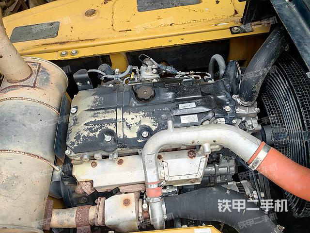 發(fā)動機整體俯視（整機外觀）