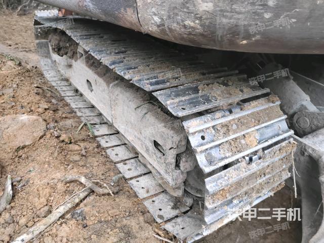 左側(cè)履帶整體?(行走機(jī)構(gòu)) 左側(cè)履帶整體?(行走機(jī)構(gòu))