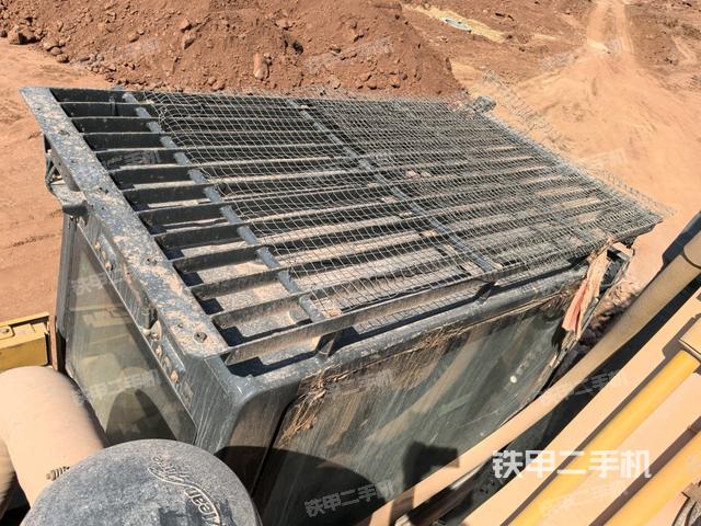 駕駛室頂部俯視（上車(chē)部件）