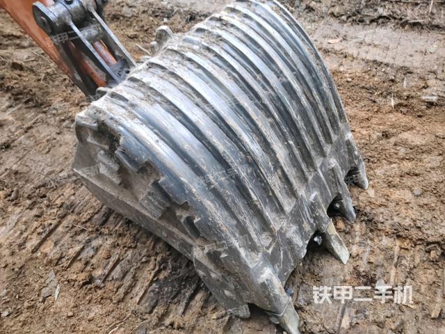 大臂根部?斜(工作和回轉(zhuǎn)裝置) 大臂根部?斜(工作和回轉(zhuǎn)裝置)