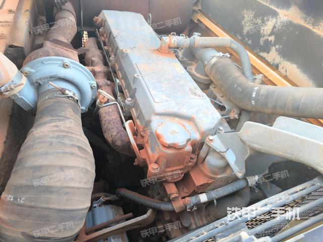 回轉(zhuǎn)馬達（上車部件）