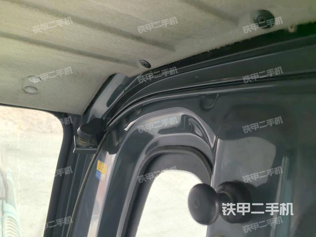座椅后部(駕駛室部分) 座椅后部(駕駛室部分)