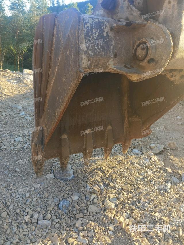 大臂整體?右側(cè)（工作和回轉(zhuǎn)裝置）