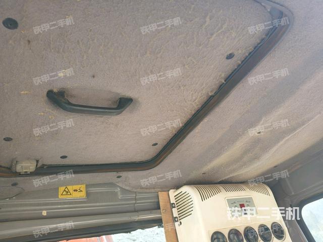 右側(cè)玻璃角標(biāo)（駕駛室部分）