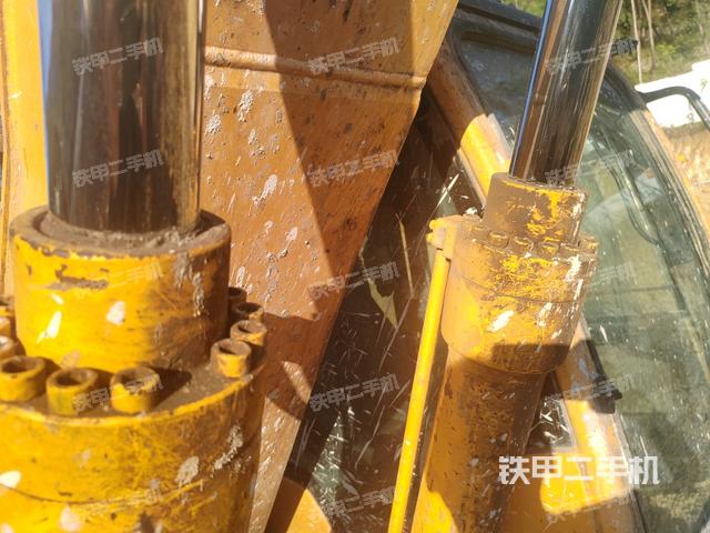 鏟斗45度(工作和回轉裝置) 鏟斗45度(工作和回轉裝置)