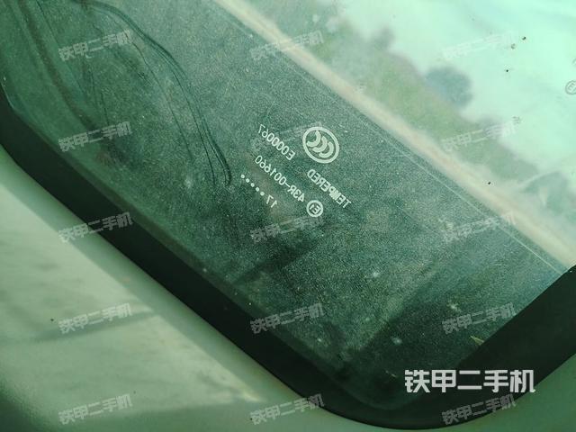 后窗玻璃角標(biāo)（駕駛室部分）