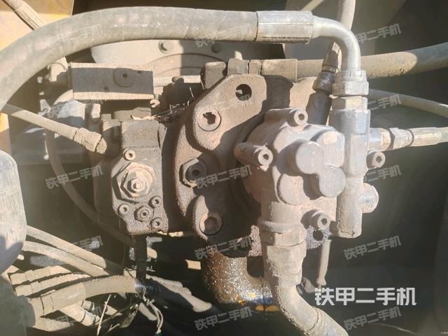 液壓泵室(大件艙室) 液壓泵室(大件艙室)