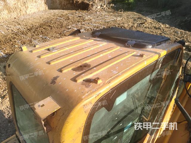 駕駛室頂部俯視(上車部件) 駕駛室頂部俯視(上車部件)