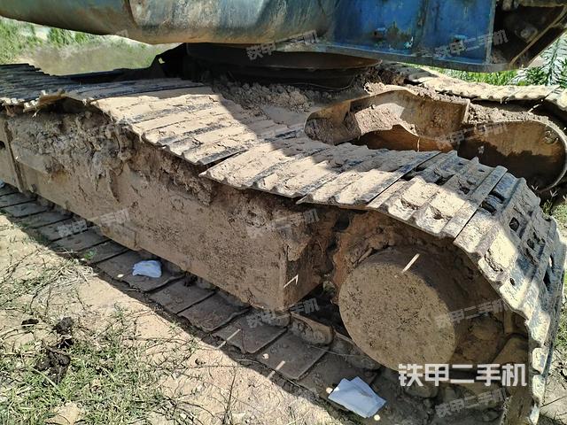 左側(cè)履帶整體?(行走機構(gòu)) 左側(cè)履帶整體?(行走機構(gòu))
