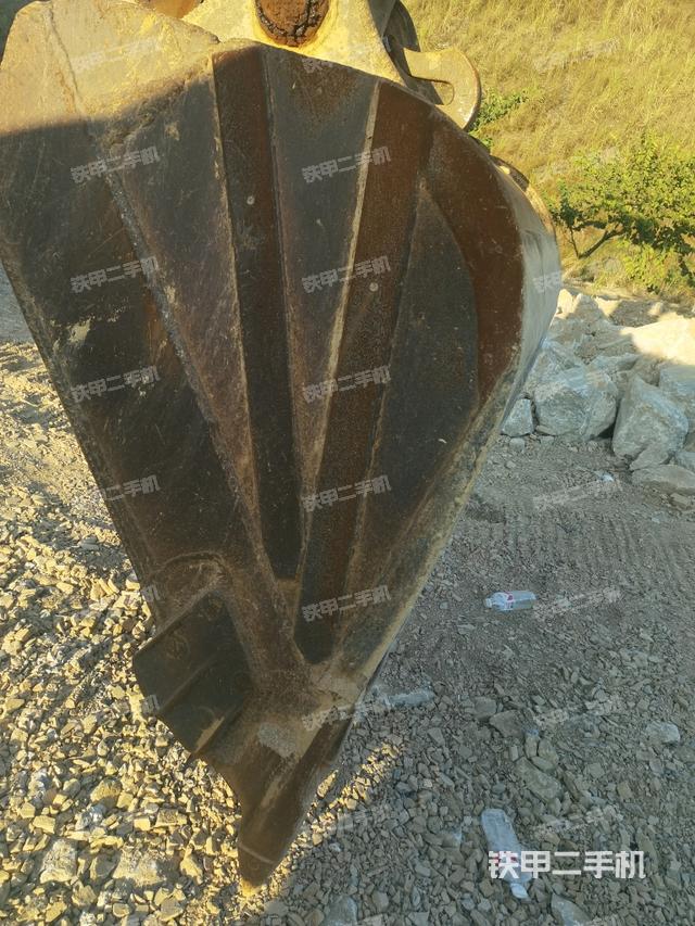 小臂整體左后（工作和回轉(zhuǎn)裝置）