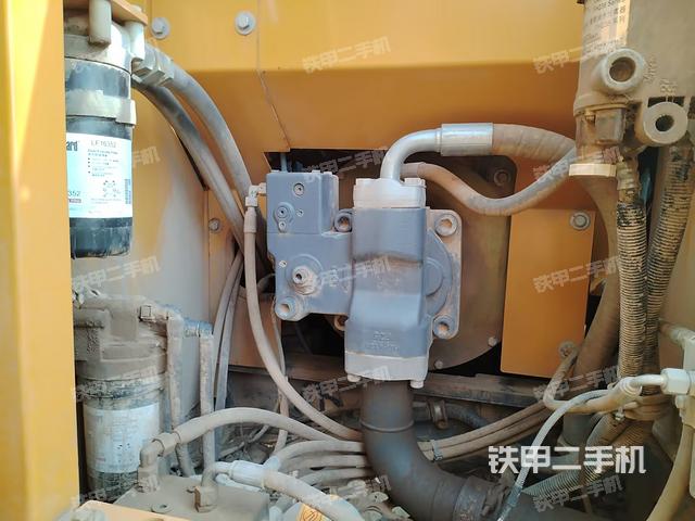 液壓泵斜45?左（大件艙室）