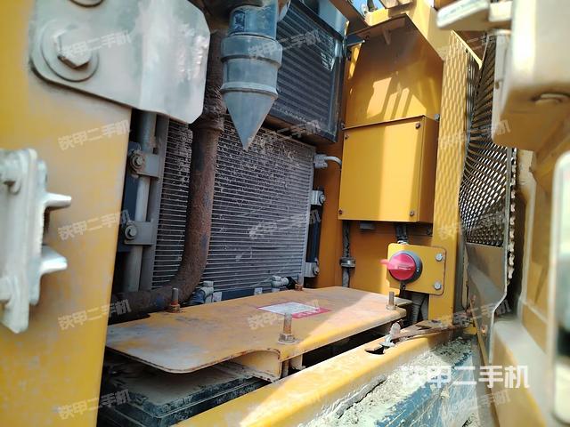 散熱器正面（大件艙室）