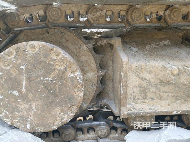 左側(cè)履帶整體?（行走機(jī)構(gòu)）