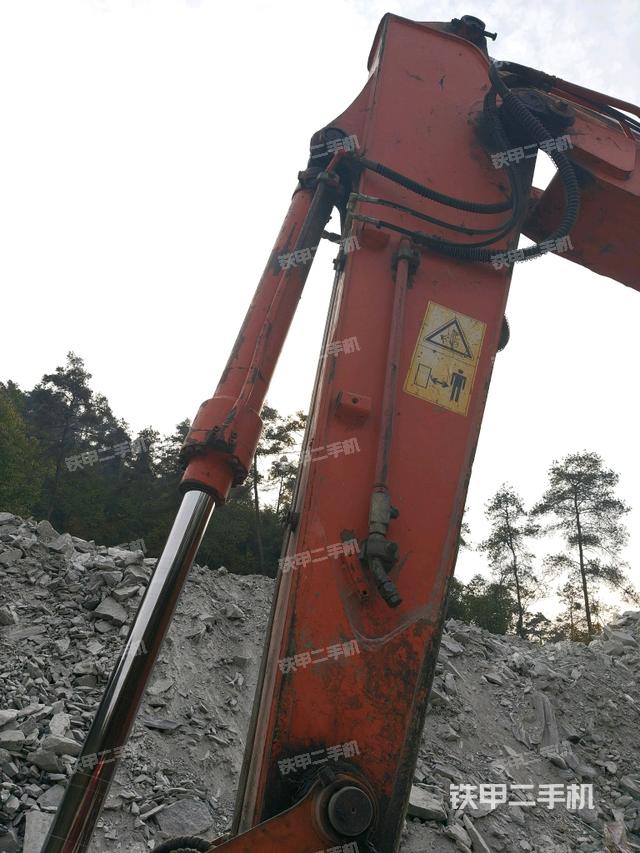 大臂整體?右側(cè)（工作和回轉(zhuǎn)裝置）