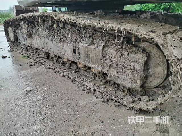 右側(cè)履帶整體（行走機(jī)構(gòu)）