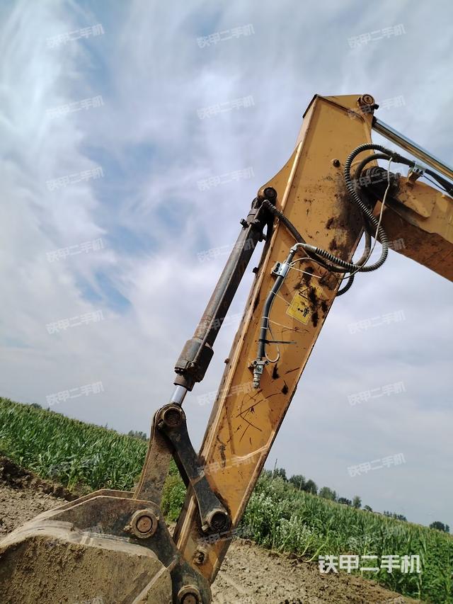 小臂整體左后（工作和回轉(zhuǎn)裝置）