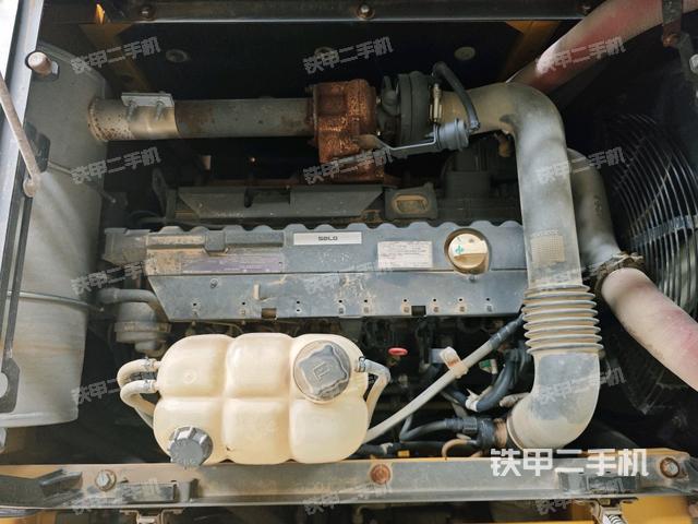 發(fā)動(dòng)機(jī)整體俯視(整機(jī)外觀) 發(fā)動(dòng)機(jī)整體俯視(整機(jī)外觀)