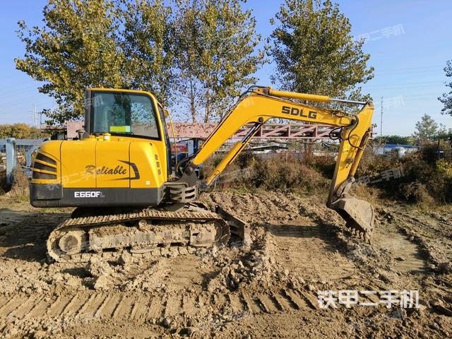 右前45(整機外觀) 右前45(整機外觀)