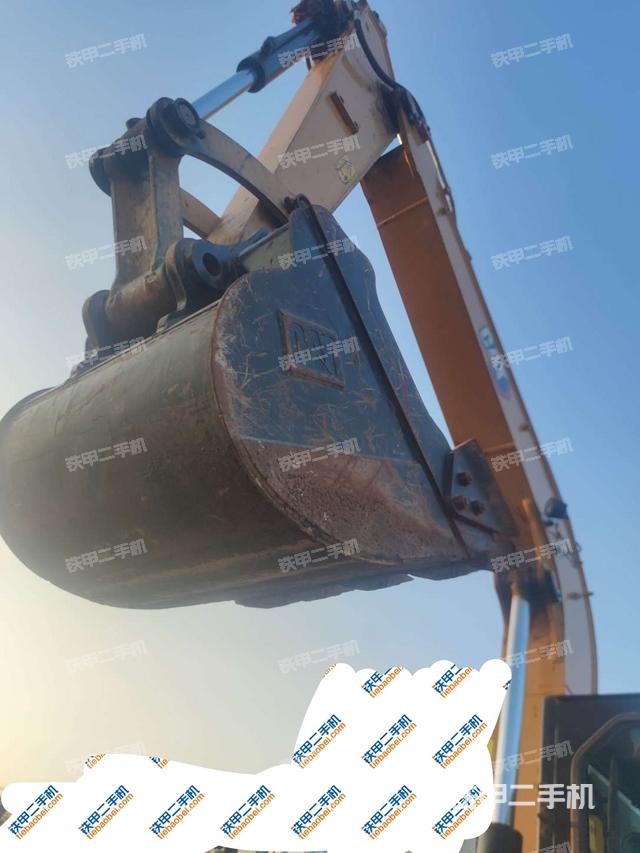 小臂整體左后（工作和回轉(zhuǎn)裝置）