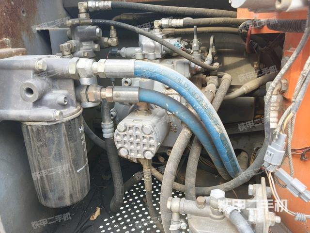 液壓泵斜45?右（大件艙室）