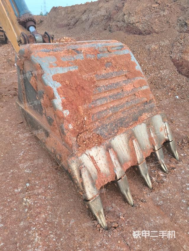 小臂整體左后（工作和回轉(zhuǎn)裝置）