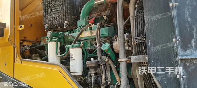 發(fā)動(dòng)機(jī)左側(cè)（整機(jī)外觀及大件）