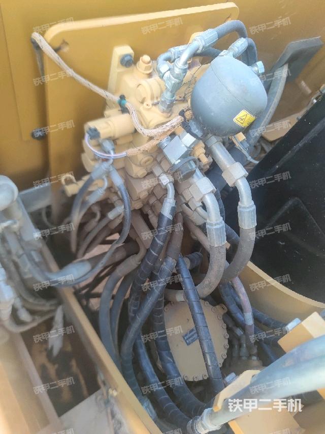 回轉(zhuǎn)馬達(dá)（上車(chē)部件）