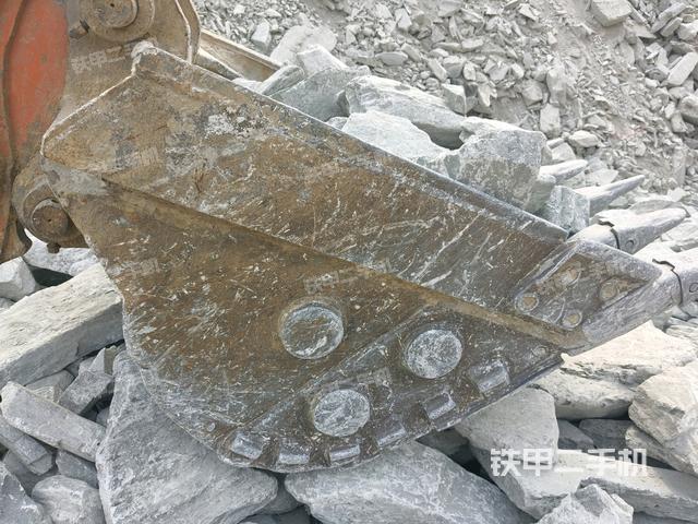 小臂整體左后（工作和回轉(zhuǎn)裝置）