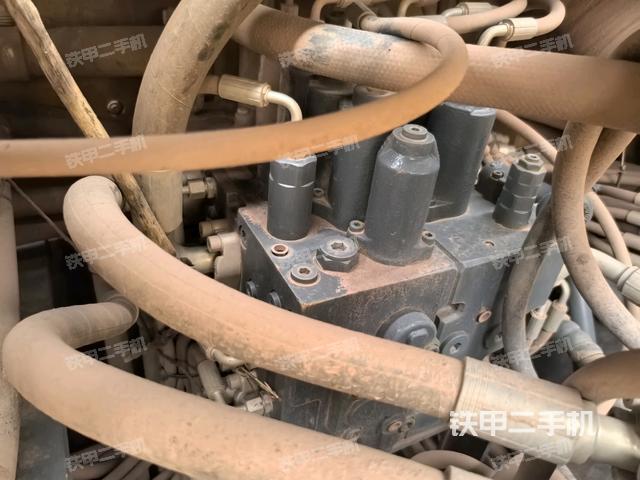 分配閥（上車部件）