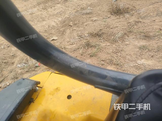 后窗玻璃角標(biāo)（駕駛室部分）