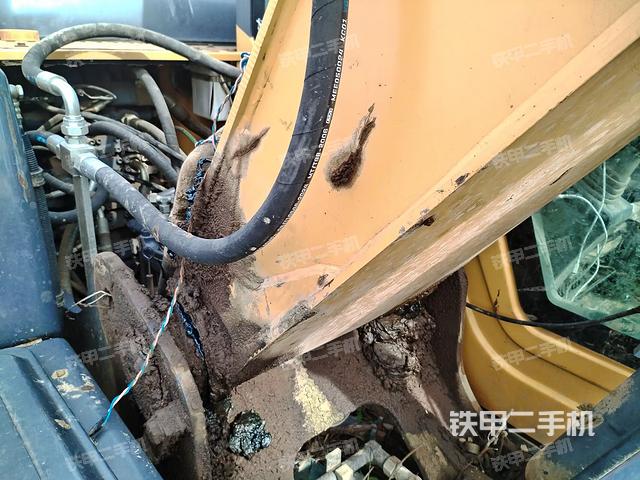 大臂根部?斜視（工作和回轉(zhuǎn)裝置）