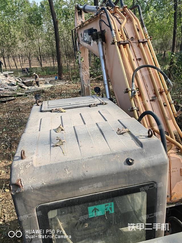 駕駛室頂部（整機(jī)外觀）