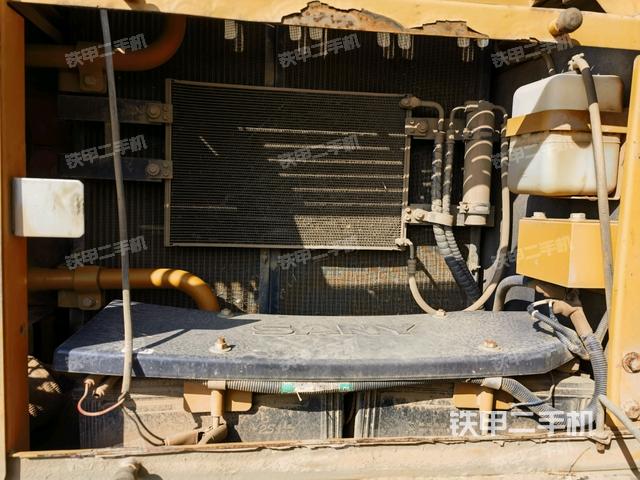 散熱器正面（大件艙室）