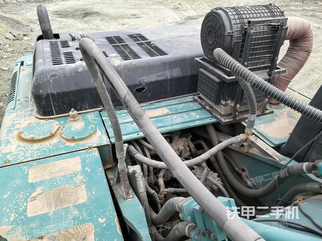 發(fā)動機室(上車部件) 發(fā)動機室(上車部件)