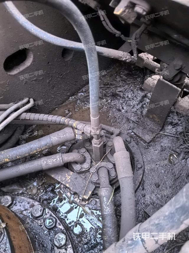 氣門室蓋螺絲特寫（上車部件）