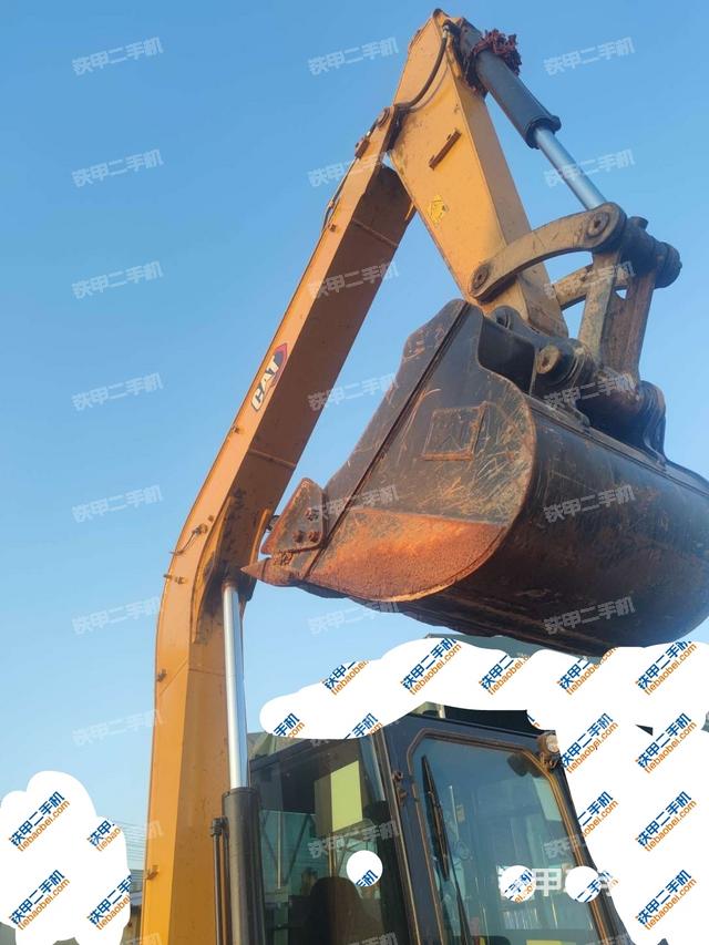 大臂整體?右側(cè)（工作和回轉(zhuǎn)裝置）