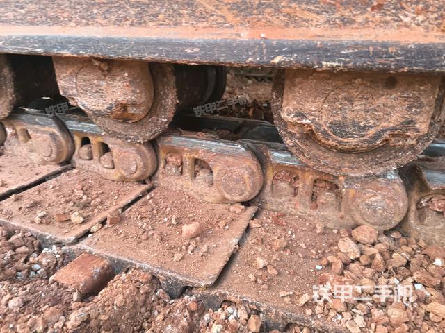 左導向輪（行走機構(gòu)）