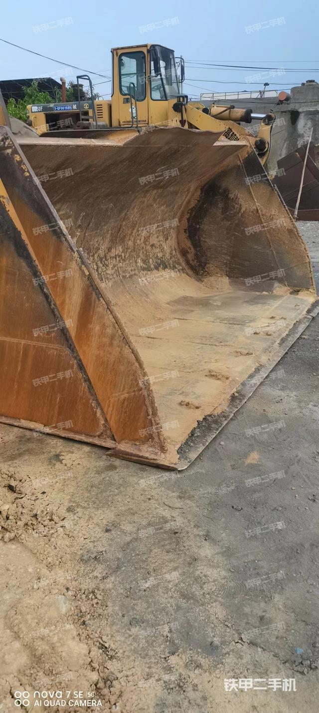 工作裝置整體（整機(jī)外觀及大件）