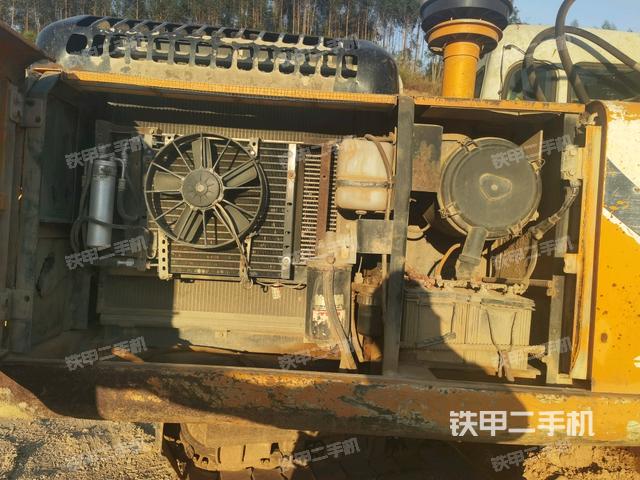 散熱器正面（大件艙室）