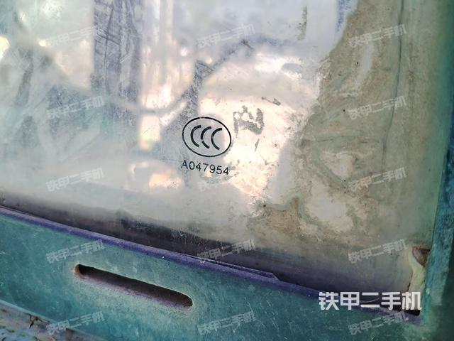 后窗玻璃角標(biāo)(駕駛室部分) 后窗玻璃角標(biāo)(駕駛室部分)