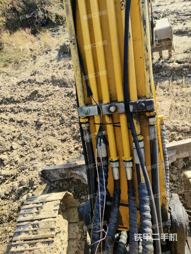 大臂整體?右側(cè)(工作和回轉(zhuǎn)裝置) 大臂整體?右側(cè)(工作和回轉(zhuǎn)裝置)